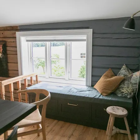 Ostigard 1810 * Åndalsnes